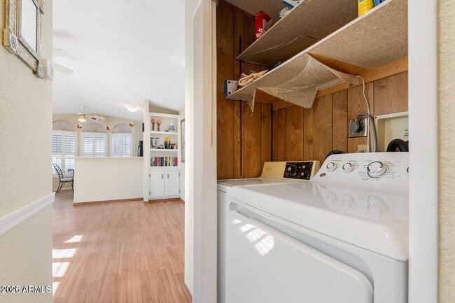 Building Photo - 6114 S Sawgrass Dr