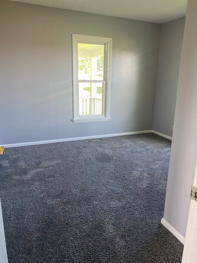 Building Photo - 11790 23 Mile Rd