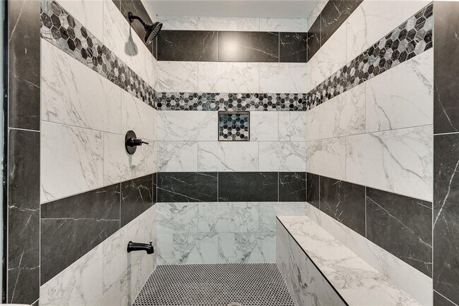 Building Photo - 2575 Barrylynn Dr