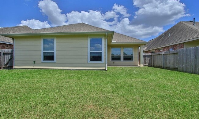 Building Photo - 21615 Rainfall Park Dr