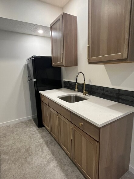 Building Photo - 2023 W Moselle Dr