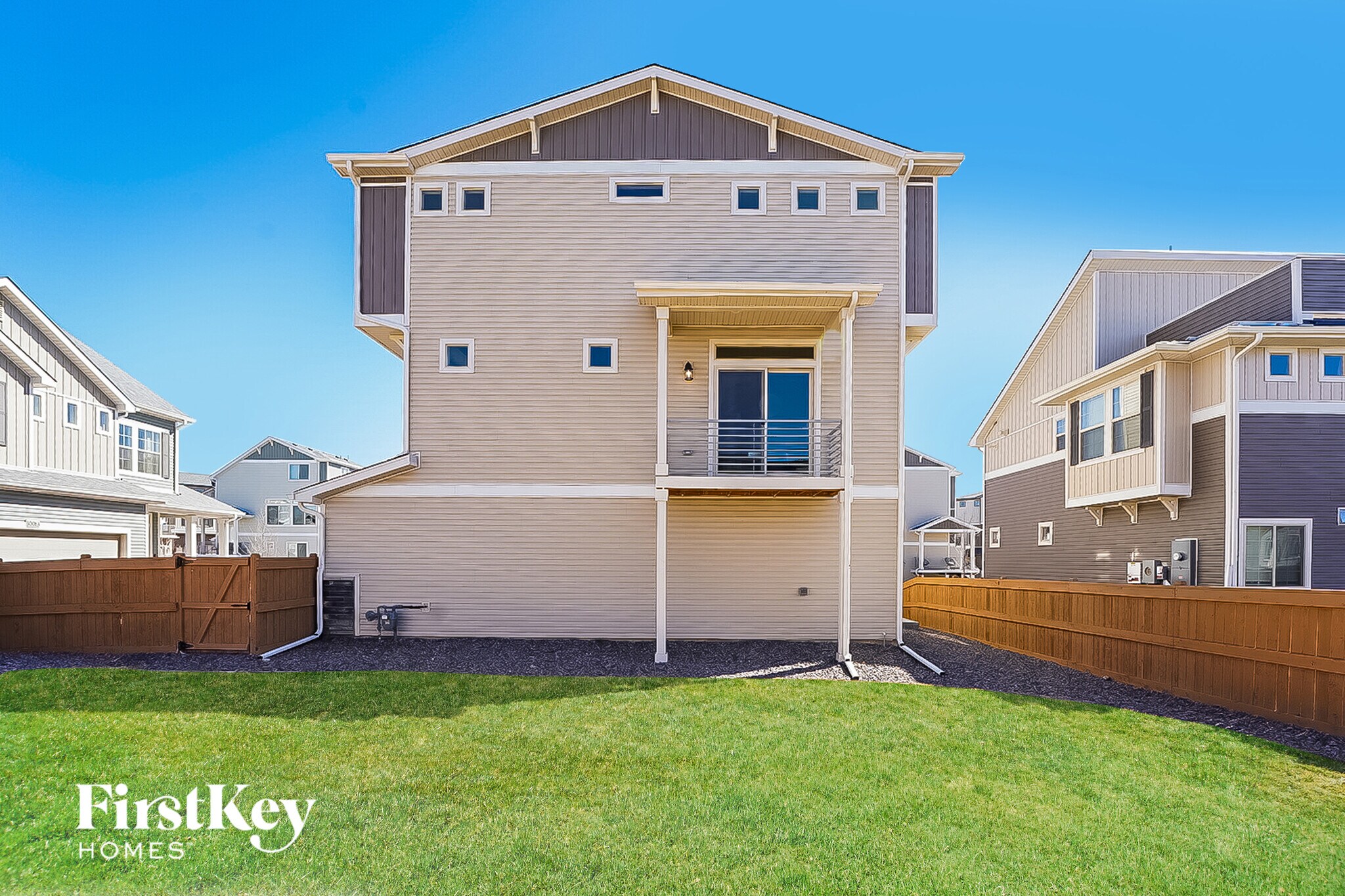 Building Photo - 10073 Yampa Ct