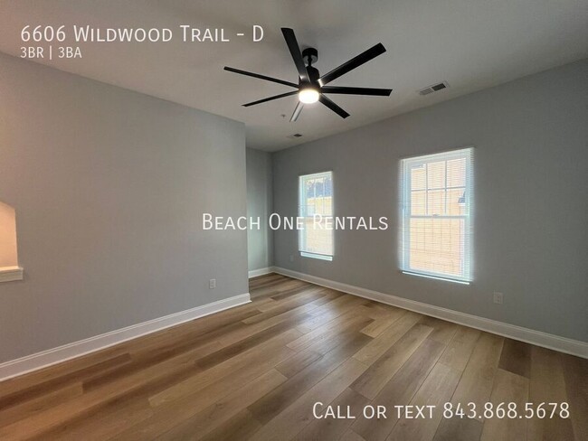 Building Photo - Myrtle Beach - 3 Bedroom / 2.5 Bath Townhome