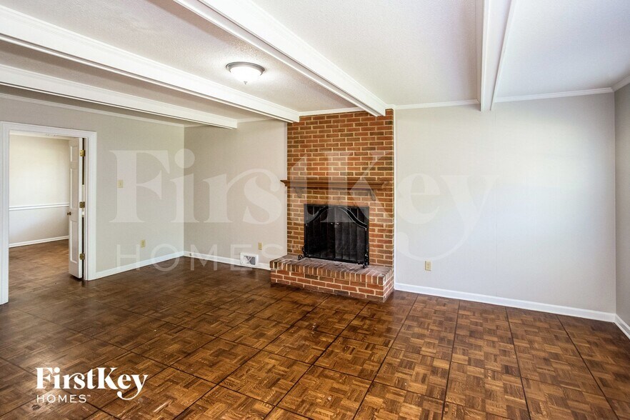 Building Photo - 6991 Dashwood Dr