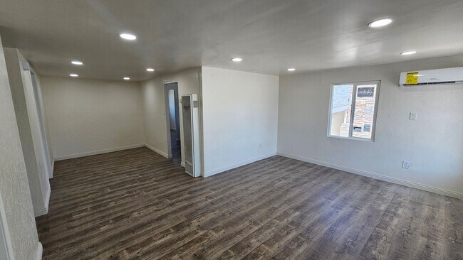 Building Photo - 218 F St