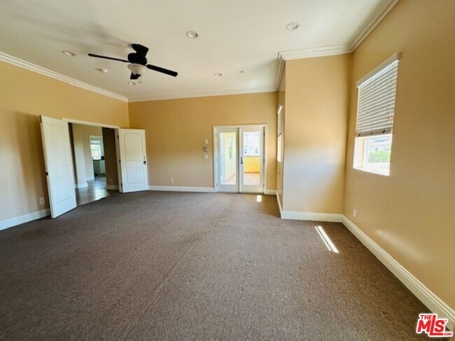 Building Photo - 7347 Dinwiddie St