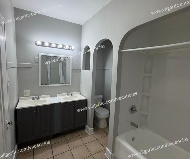 Building Photo - 3 Large Bedrooms • 1 Full Bathroom. A clean, spacious home ready for immediate move-in.