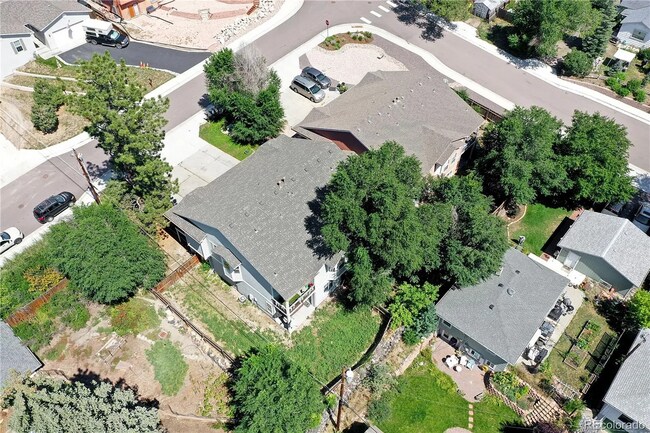 Building Photo - 3 bed / 2.5 bath duplex in Castle Rock!! -18 month lease preferred