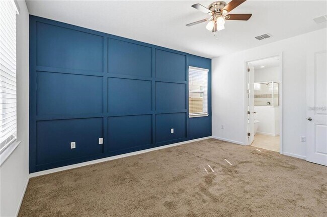 Building Photo - 5139 Lake Hamlin Trail