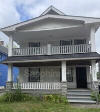 Building Photo - 4056 E 136th St