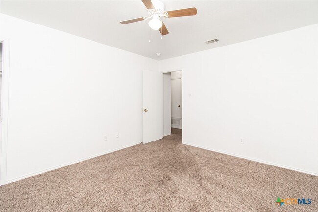 Building Photo - 3602 Malibu Ln