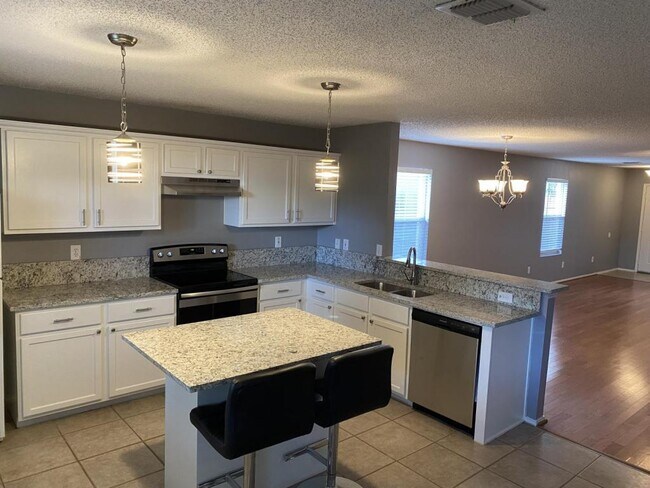 Building Photo - 4603 Courtside Dr