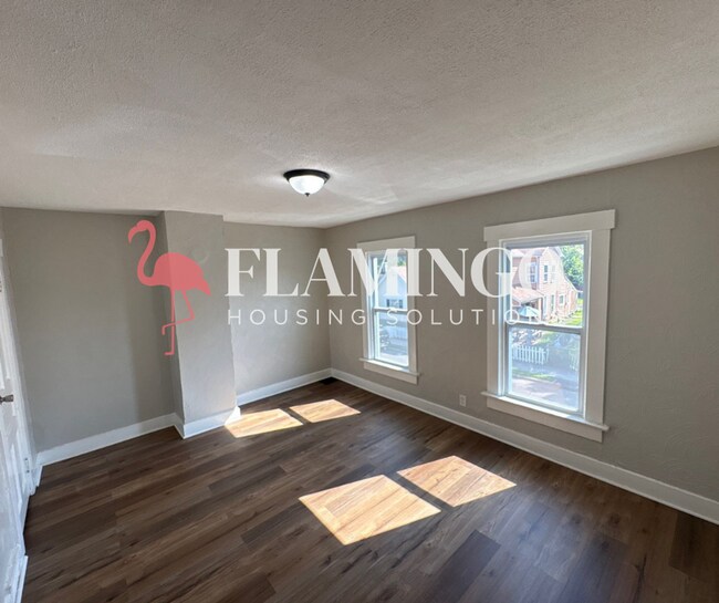 Building Photo - 139 Boltin St
