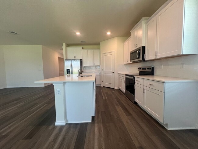 Building Photo - BEAUTIFUL New Build!! 4 bed/2bath House in...
