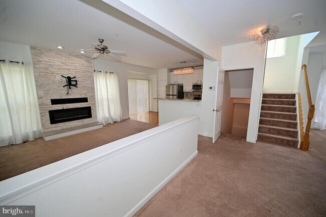 Building Photo - 9100 Goldfield Pl