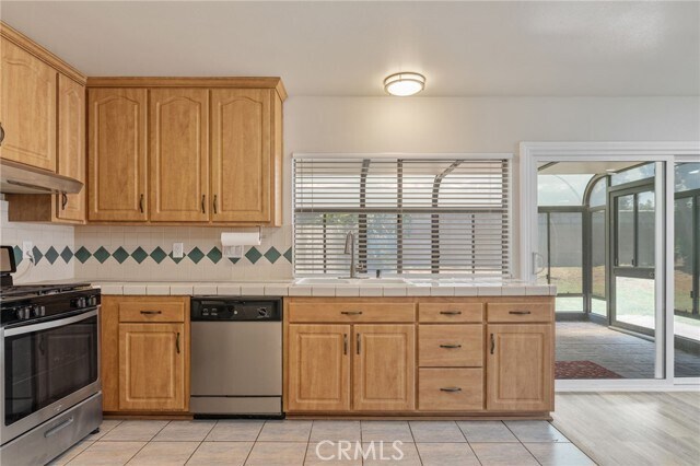 Building Photo - 1708 E Cyrene Dr