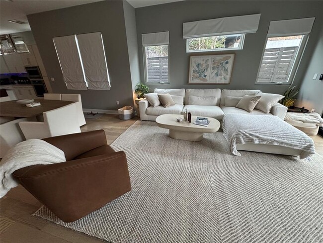 Building Photo - 1908 Kinney Ave