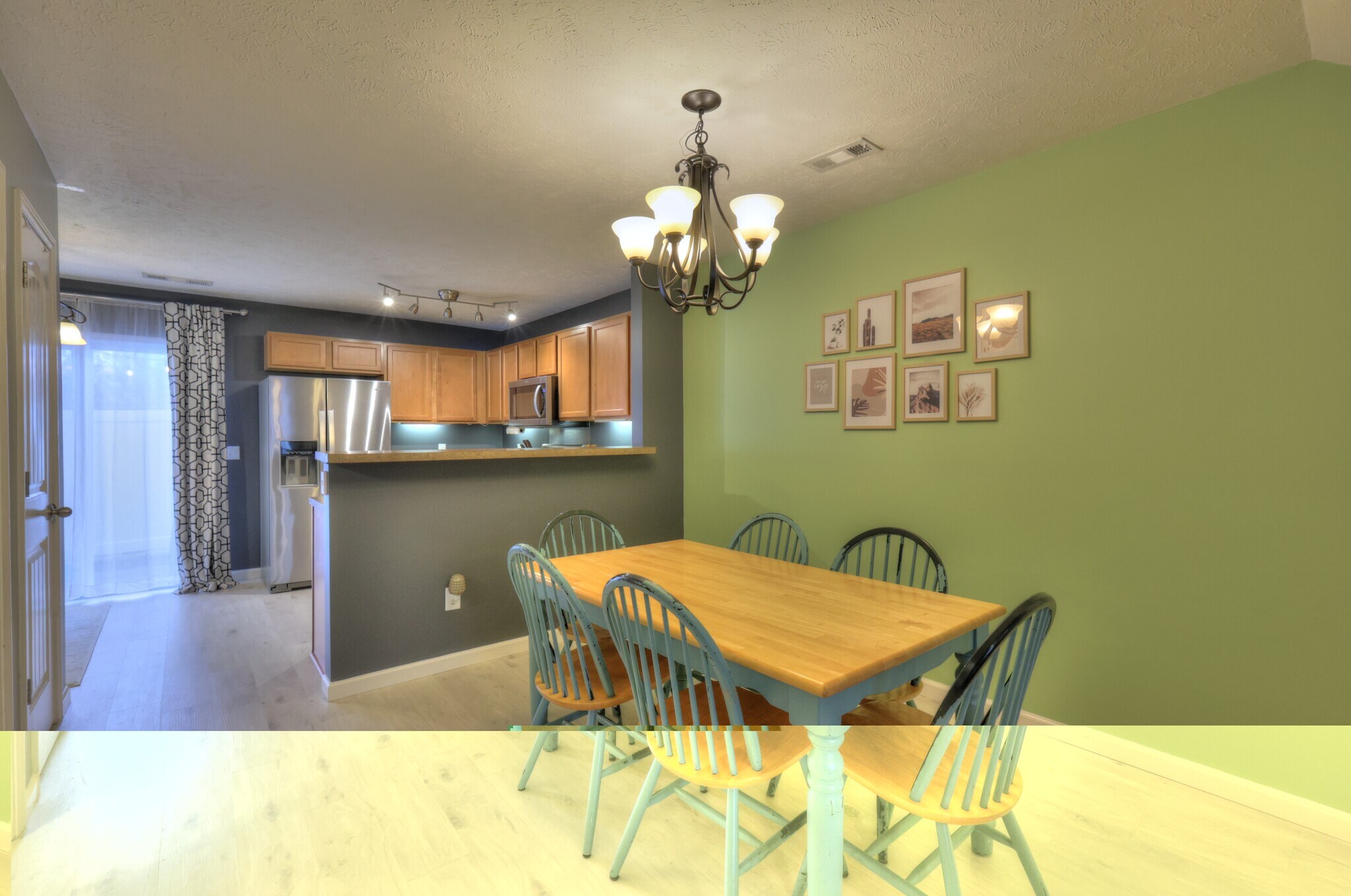 Building Photo - 589 Bradburn Village Cir