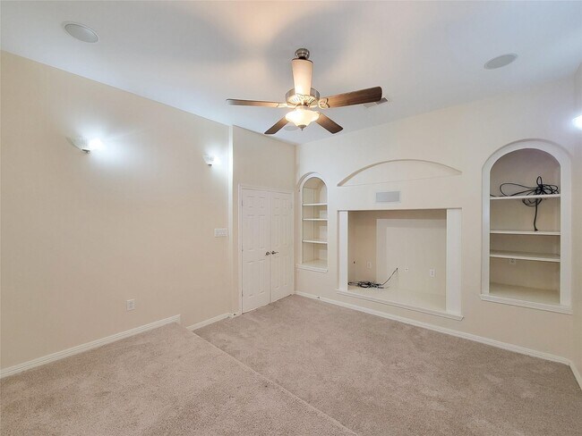 Building Photo - 25219 Piney Heights Ln