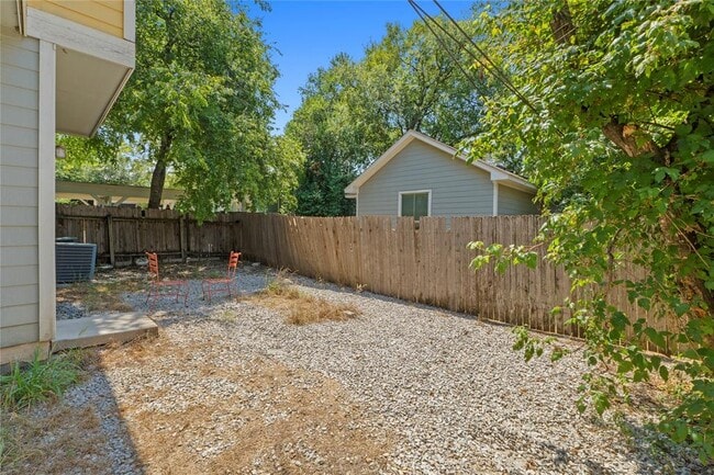 Building Photo - 107 Nelray Blvd