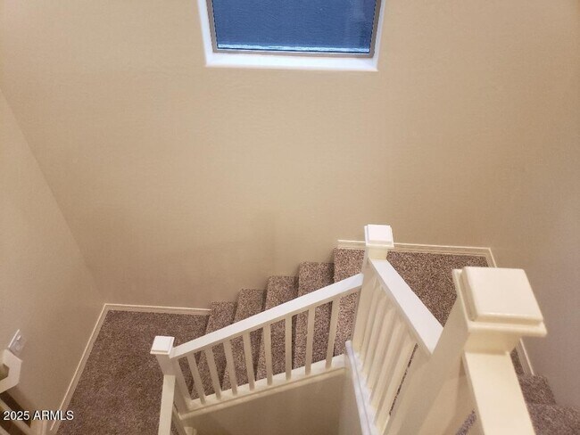 Building Photo - 5750 W Raymond St