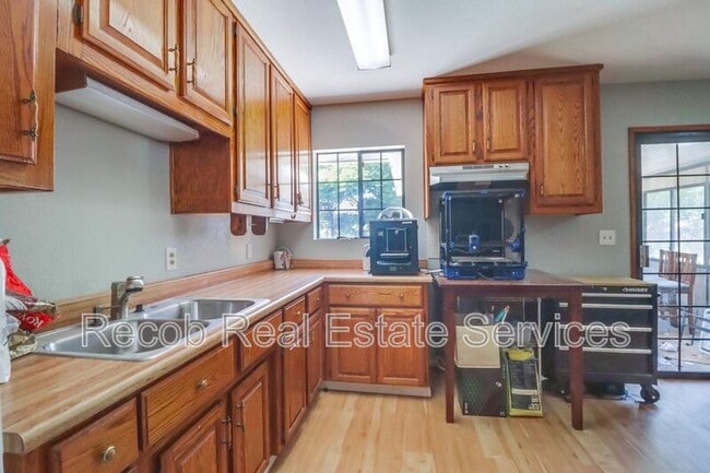 Building Photo - 3289 Altoro Ln
