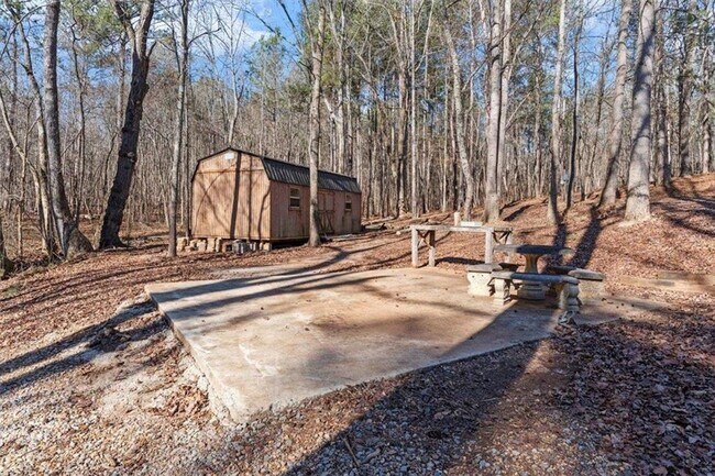 Building Photo - 585 Bethany Woods Dr