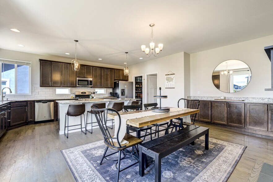 Building Photo - 7664 Alpine Daisy Dr