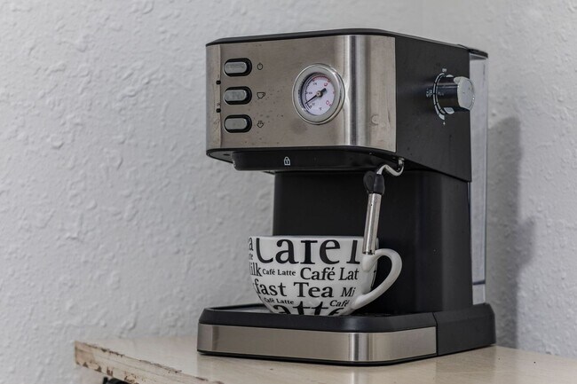 Building Photo - All Inclusive Seasonal Rental Available October 1st, 2025-March 31st 2026!