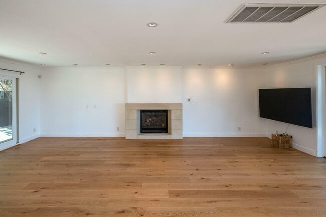 Building Photo - 920 Stagi Ct
