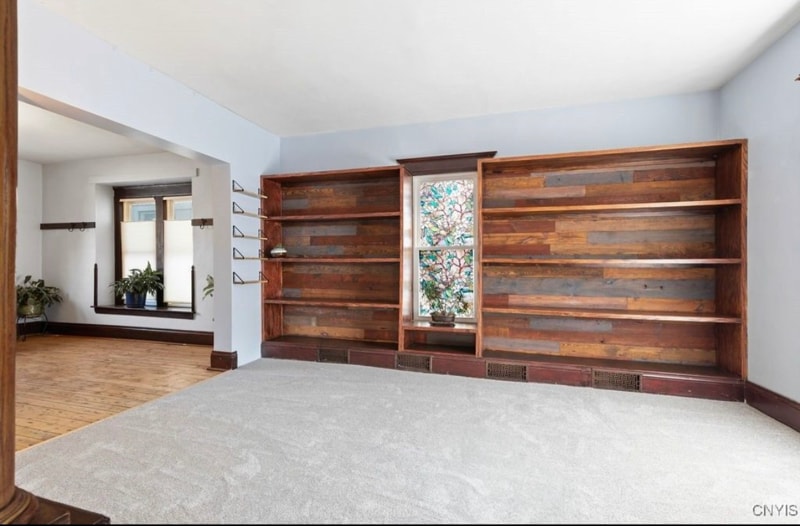 Building Photo - 136 Bryant Ave