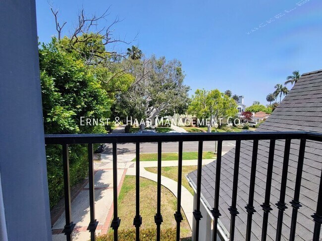 Building Photo - 2227 Camden Ave