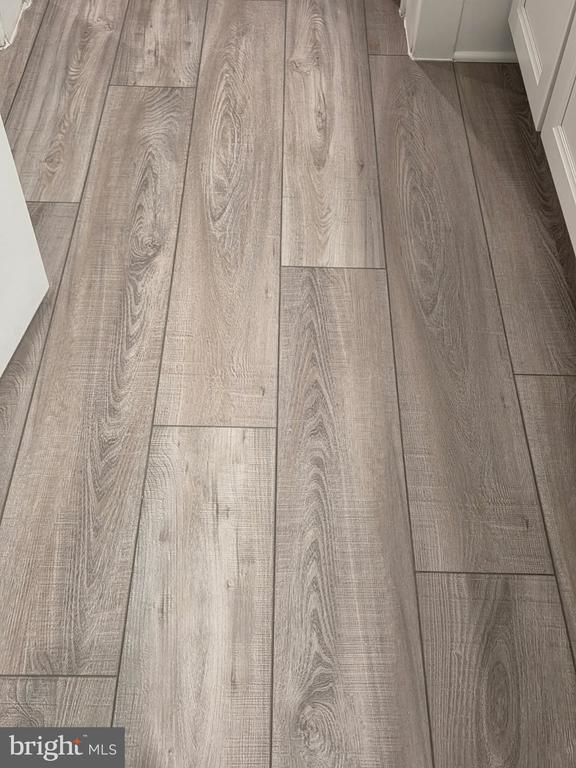 Building Photo - 170 Harrier Wy