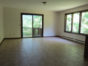 Building Photo - 64 Summer St