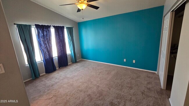 Building Photo - 18820 N 41st Dr