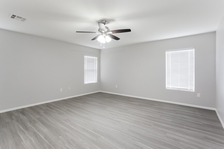 Building Photo - 6586 Pacific Screech Pl