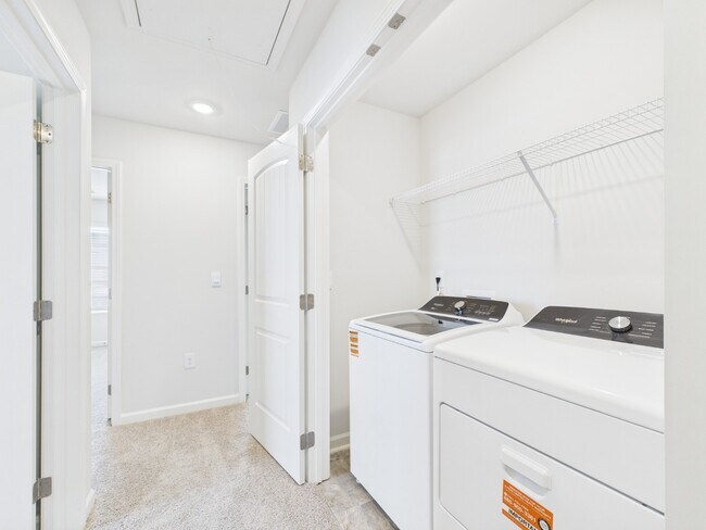 Building Photo - Beautiful New Construction END UNIT Townhome – Now Available for Lease!