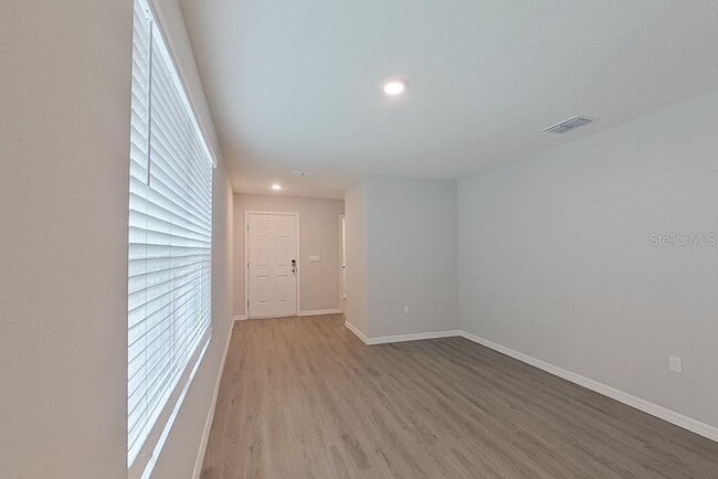 Building Photo - 8585 SW 44th Terrace