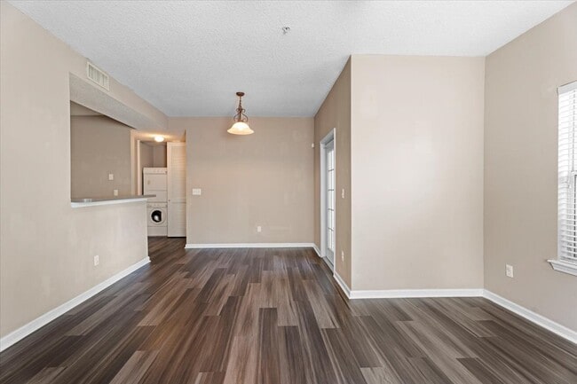 Building Photo - 575 Oakleaf Plantation Pkwy