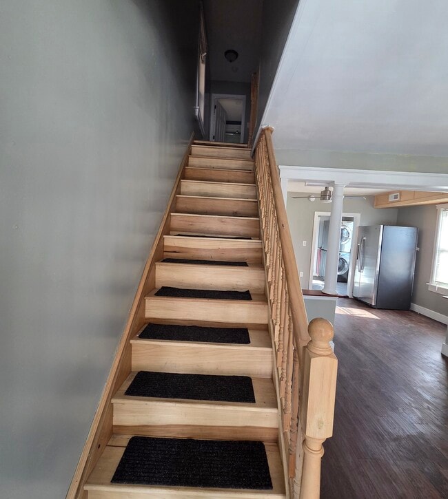 Building Photo - 1007 N Ohio Ave