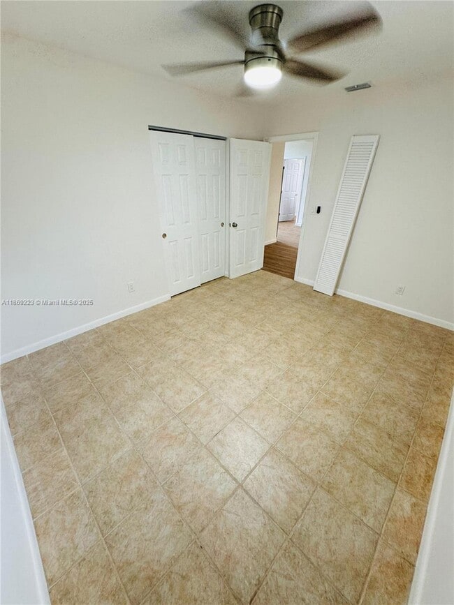 Building Photo - 5630 Simms St