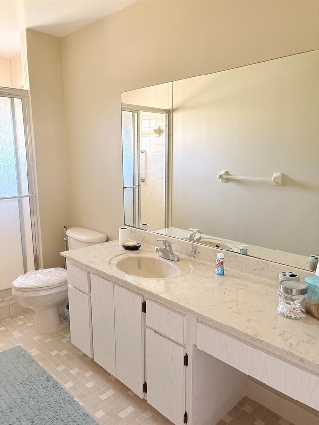 Building Photo - 60 SW 5th Ave