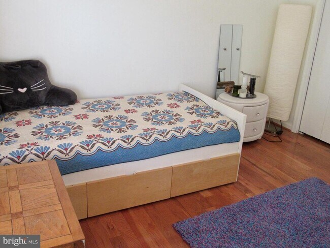 Building Photo - 14 Tivoli Lake Ct