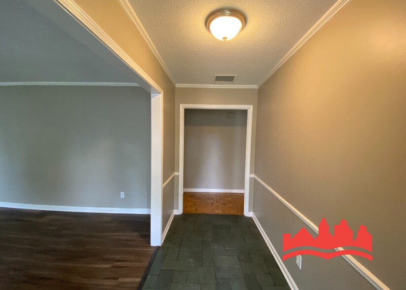 Building Photo - 3428 Emerald St