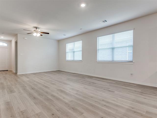 Building Photo - 2836 Franklin Dr