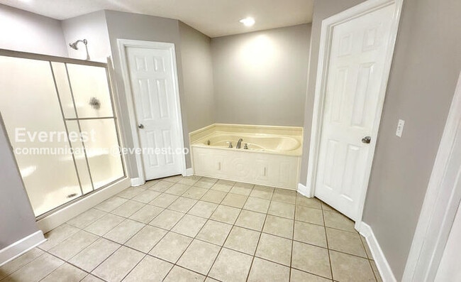 Building Photo - 115 Nasa Way