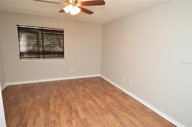 Building Photo - 10263 Gandy Blvd N