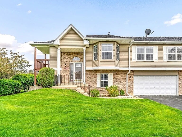 Building Photo - 13843 S Cambridge Cir