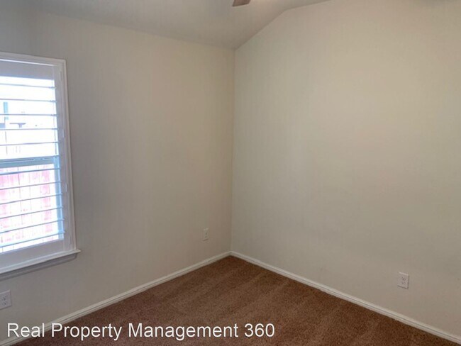 Building Photo - 4 br, 2 bath House - 10037 Huntersville