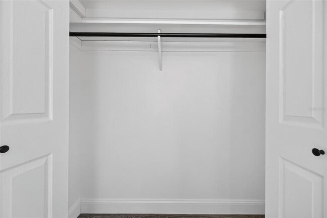 Building Photo - 3034 Touraine Ave